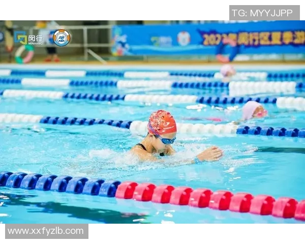 游泳魅力尽显体育表演会精彩瞬间 激情与技巧交织的水中盛宴